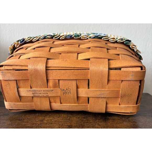 Longaberger 1999 Small Wall Hanging Basket with Leather Strap Signed w/Liner - Picture 8 of 9